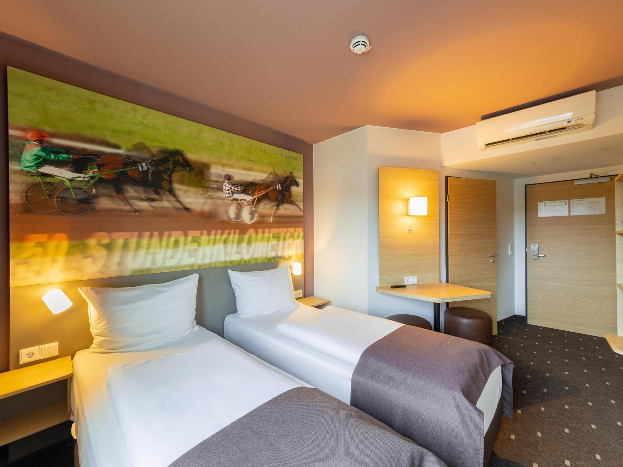 B&B Hotel Moenchengladbach Екстер'єр фото