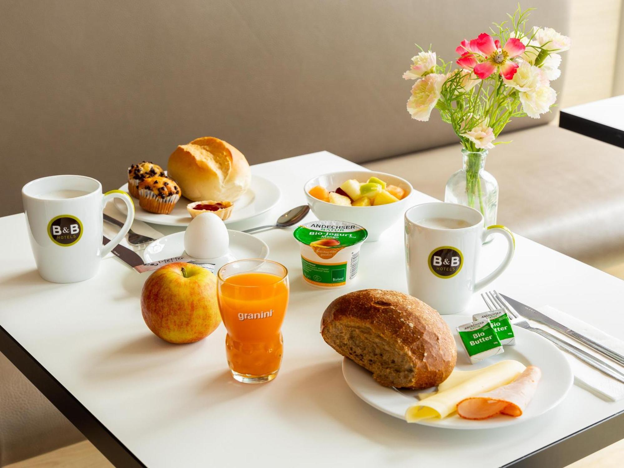 B&B Hotel Moenchengladbach Екстер'єр фото