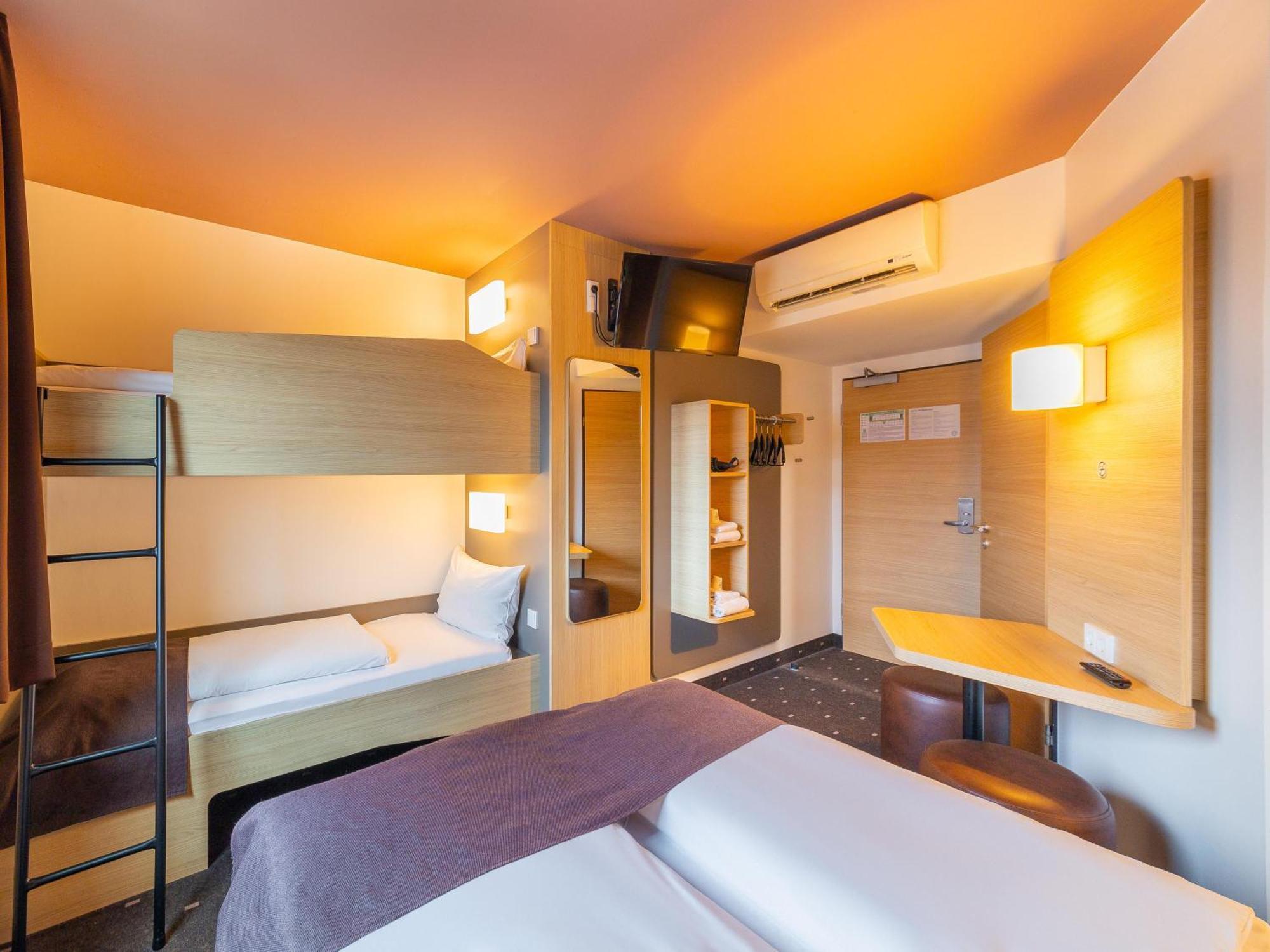 B&B Hotel Moenchengladbach Екстер'єр фото